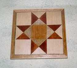 Obr. 2: Intarzie - mozaiky z dýh