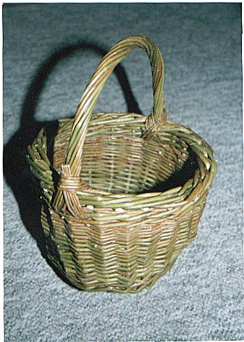 Foto 3 - Košíček ze zeleného proutí